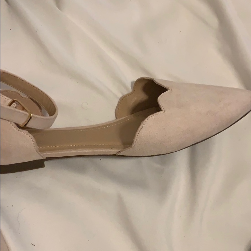 Flats - Picture 2 of 2